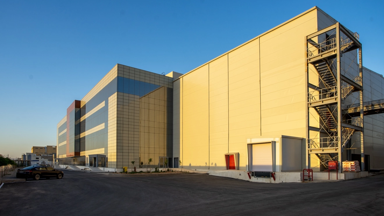 Pharmaceutical facility under turnkey construction